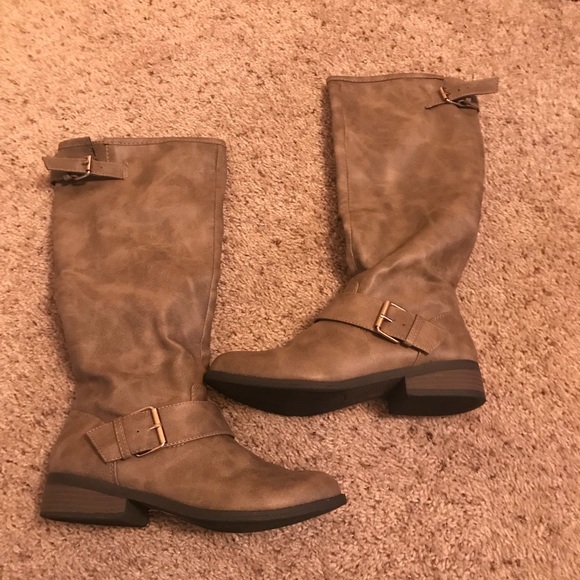 Charlotte Russe Shoes - Charlotte Russe knee high boots